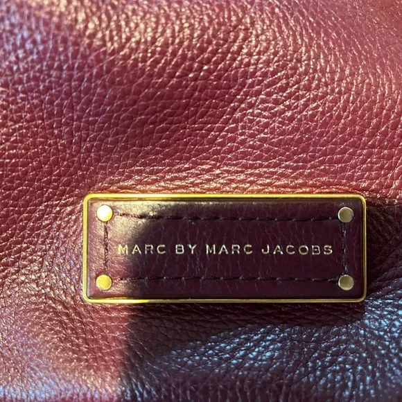 Marc by Marc! Burgundy red bag. Perfect for work. - Picture 2 of 6